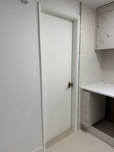 현대리버빌2차 현관문 · 방문 · 문틀 시공